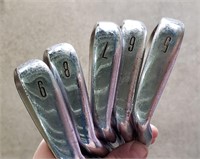 World Tour Irons 5,6,7,8,9 Graphite Right Handed