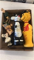 Sylvester the Cat and other figures lot