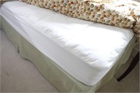 PAIR OF TWIN MATTRESSES WITH DOWN COMFORTERS