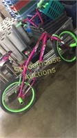 Girls freestyle trouble maker 20” bicycle
