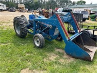Ford 4000 Gas Tractor With Loader