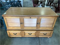 Nice Country Style Solid Wood Chest.