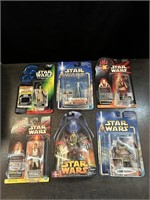 Assorted lot of Star Wars Figures SEALED