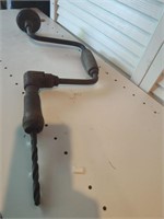 F5) Antique hand drill