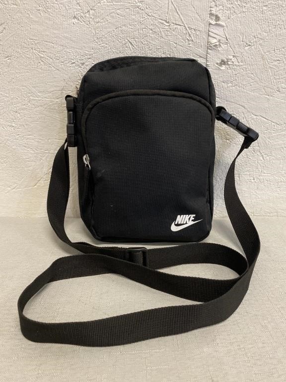 Nike Heritage Cross Body Bag 9" Tall