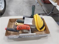 assortment of hand trowels