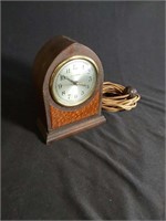 Bulova Wooden Electric Table Clock 1221-B