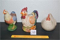 3 Pc. Chicken Décor Lot - Rooster Creamer has