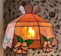 18" Leaded Glass Hanging Touch Lamp