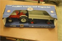 ERTL TOY FORD 8N TRACTOR AND WAGON SET