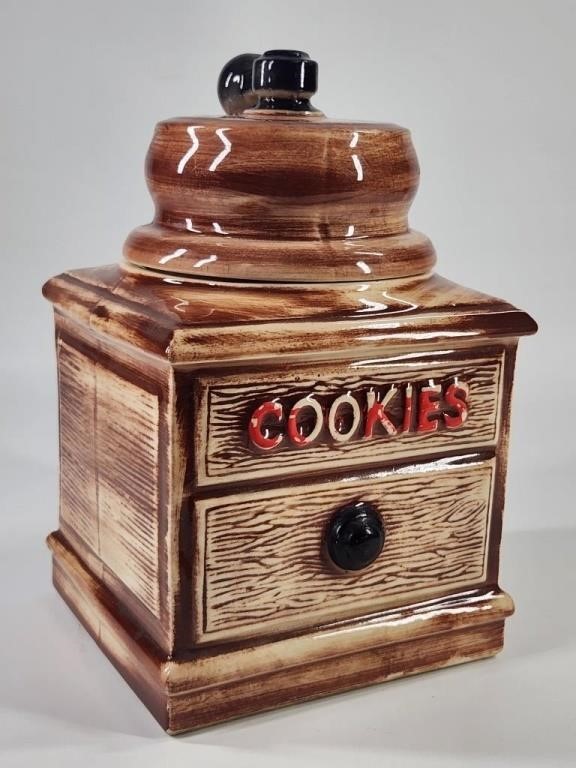 VINTAGE McCOY COFFEE GRINDER COOKIE JAR