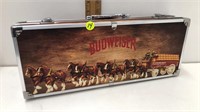 BUDWEISER GRILLING KIT W/ SAUCE IN CARRY CASE