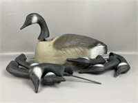 Eight Stackable Canadian Geese Plastic Decoys