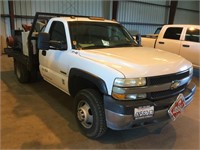 2001 CHEVY 1-Ton Dually Lube/Service Truck, Gas