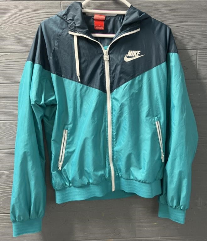 Nike Women’s/ Girls Jacket