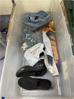 Water Shoes - Kites & More in Plastic Tub
