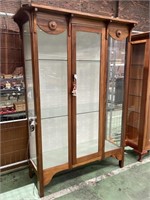 Large Timber Display Cabinet With 4 Glass Shelves