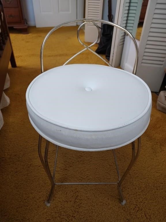 George Koch Sons Vanity Stool