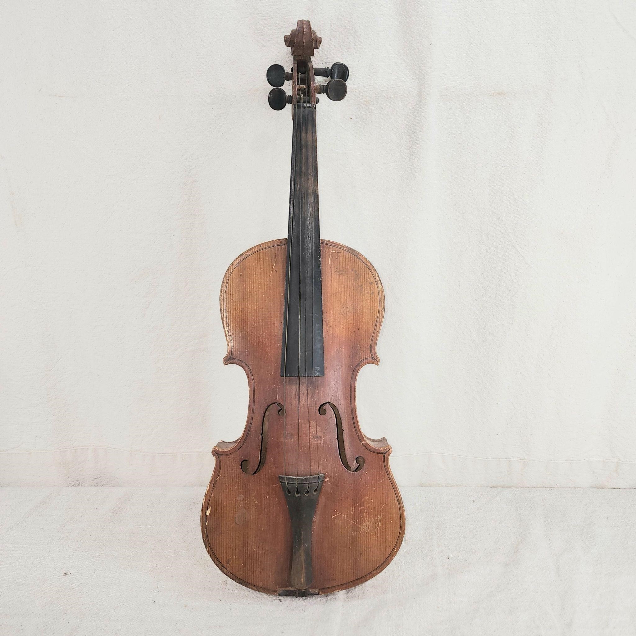 Antique copy of Antonius Stradivarius violin