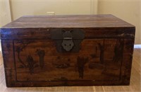 Asian Lift-top Wooden Storage Chest