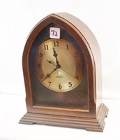 HAMMOND ELECTRIC MANTLE CLOCK