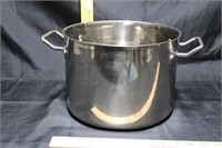 "The Big One" Stock Pot (no lid)