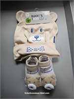 NEW Infant Bootie Set