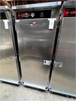 FWE S/S INSULATED HEATED HOLDING CABINET W/CASTERS