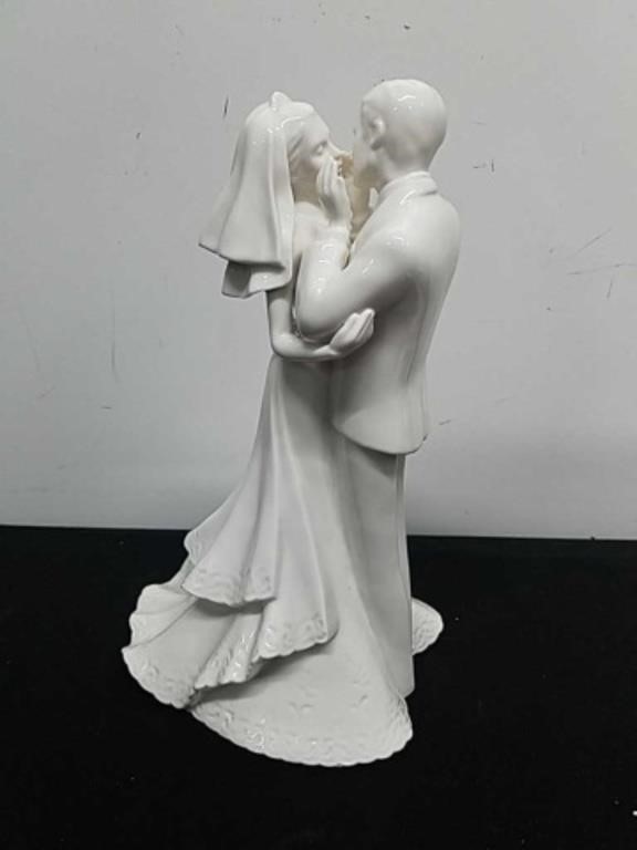 Enesco lasting Memories Bridal figurine 11 in