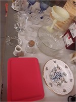 GLASSWARE LOT