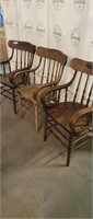 Set of oak chairs