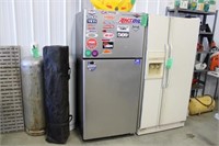 Hot Point Refrigerator/Freezer