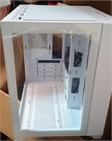 SEALED-DIYPC DIY-CUBE01-W White USB3.0 Tempered Gl