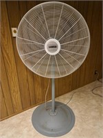 Lasko Barn Fan