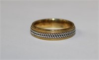 18kt yellow gold & 950 Platinum Wedding Band