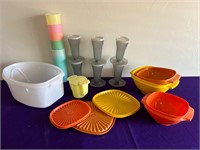 Vintage Tupperware, Parfait Cups w Lid +++