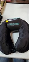 Neck support travel pillow
