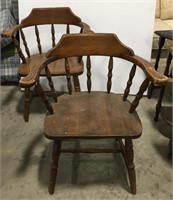 Wooden chairs measuring 26x17x31