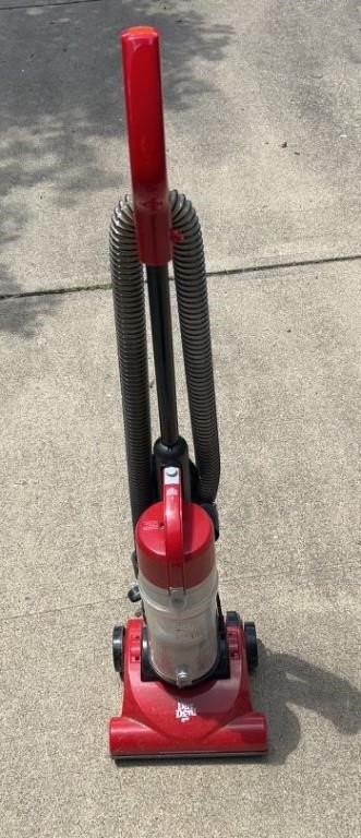 Used Dirt Devil  Vacuum Cleaner