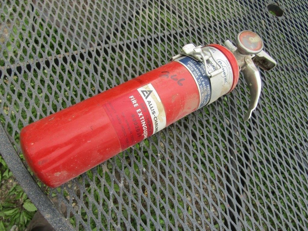 ALLIS CHALMERS FIRE EXTINGUISHER