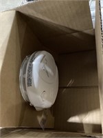 First alert- battery operated smoke alarm - white