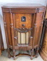 Antique Philco Floor Radio