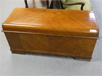 Lane Cedar Chest