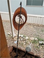 Metal Spinning Outdoor Decor, On Short Metal Hook