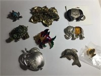 VINTAGE MOSTLY ANIMAL PINS, ONE IS A GENEVA PLATIN
