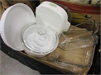 Pyrex & Casserole Dishes