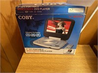 COBY 7" PORTABLE DVD PLAYER