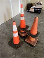 (9) Traffic Cones