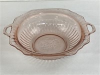 Depression Glass, Mayfair, serving bowl, has a