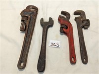 4 Various Vintage Tools